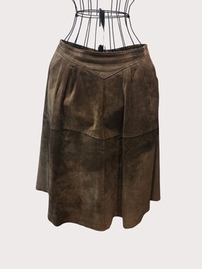VTG MIDI A-Line Leathet Suede Panel Skirt in Brown